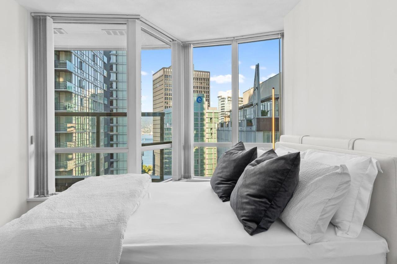 Downtown Luxury 1Br Coal Harbour Daire Vancouver Dış mekan fotoğraf