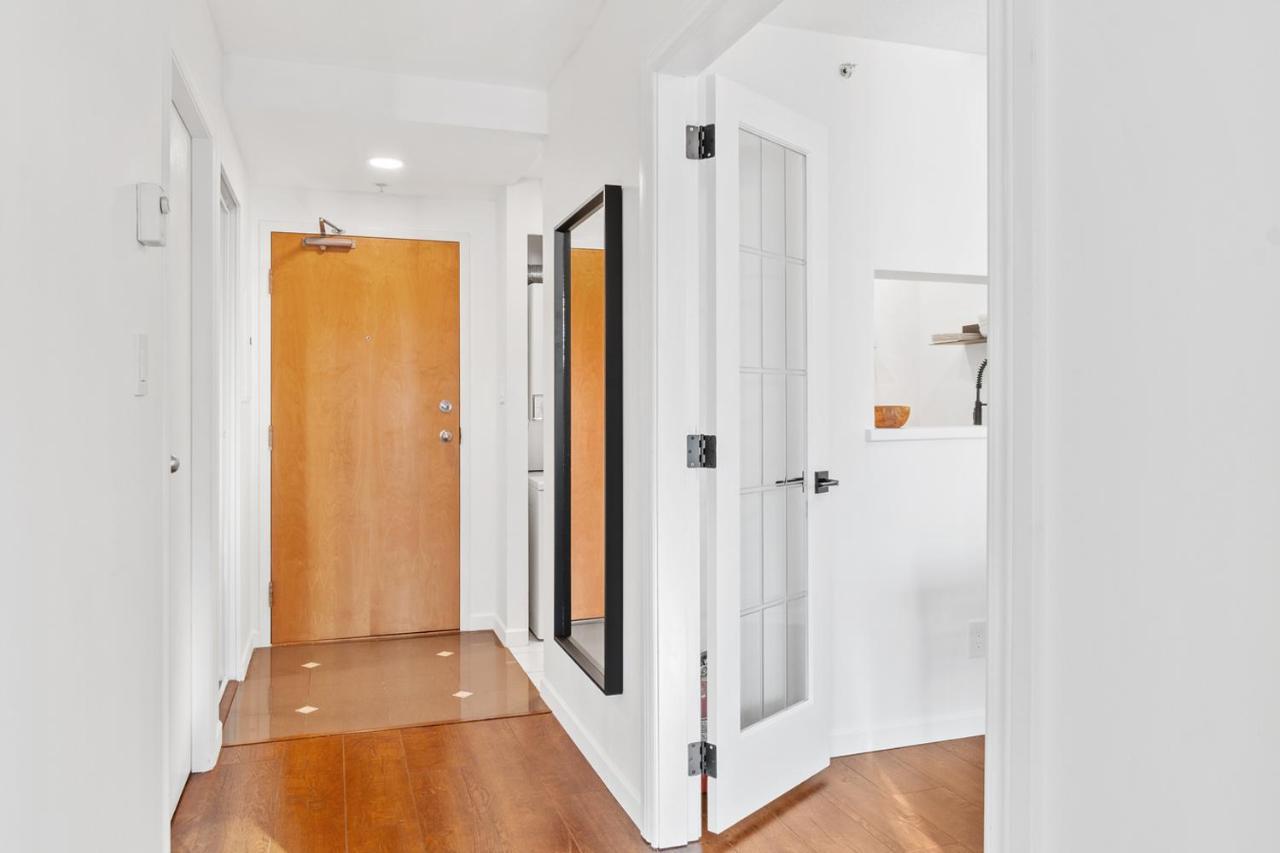 Downtown Luxury 1Br Coal Harbour Daire Vancouver Dış mekan fotoğraf